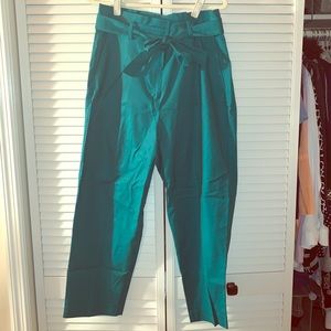 Ann Taylor Paper bag belted ankle pants sz 12